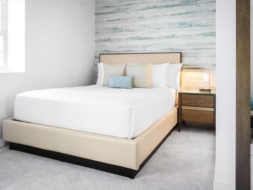 Iberostar Waves Miami Beach Room photo