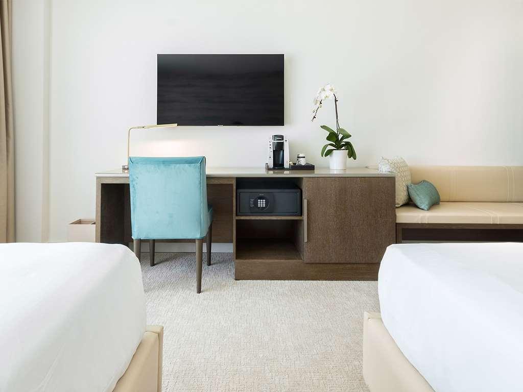 Iberostar Waves Miami Beach Room photo